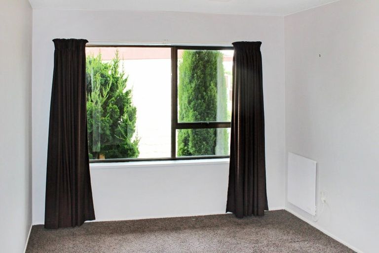 Photo of property in 2/26 Wiremu Street, Redwood, Christchurch, 8051