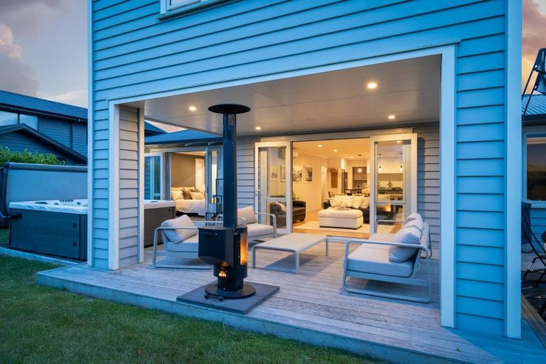 Photo of property in 1 Boyce Crescent, Cambridge, 3434