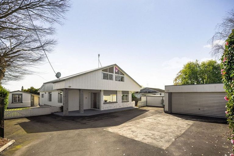 Photo of property in 40a Clare Street, Cambridge, 3434