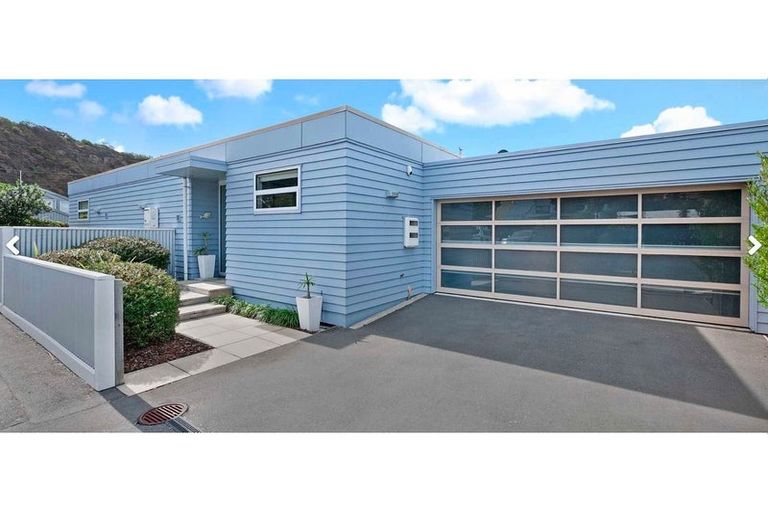 Photo of property in 33 Stoke Street, Sumner, Christchurch, 8081