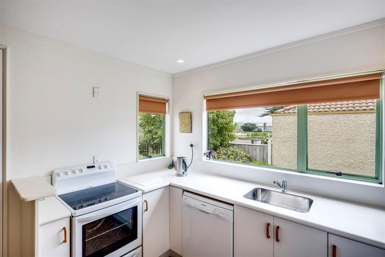 Photo of property in 8/178 Charles Street, Westshore, Napier, 4110