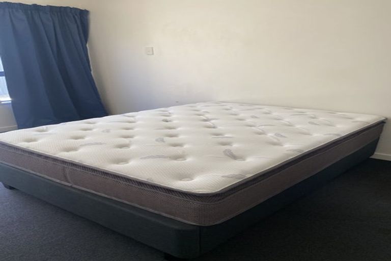 Photo of property in 111 Clyde Street, North Dunedin, Dunedin, 9016