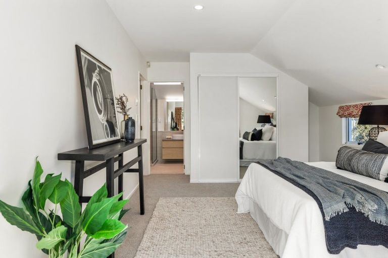 Photo of property in 1 Overdale Drive, Cashmere, Christchurch, 8022