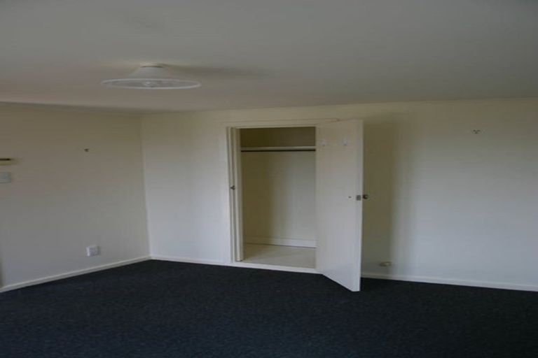 Photo of property in 42 Mitchell Street, Brooklyn, Wellington, 6021
