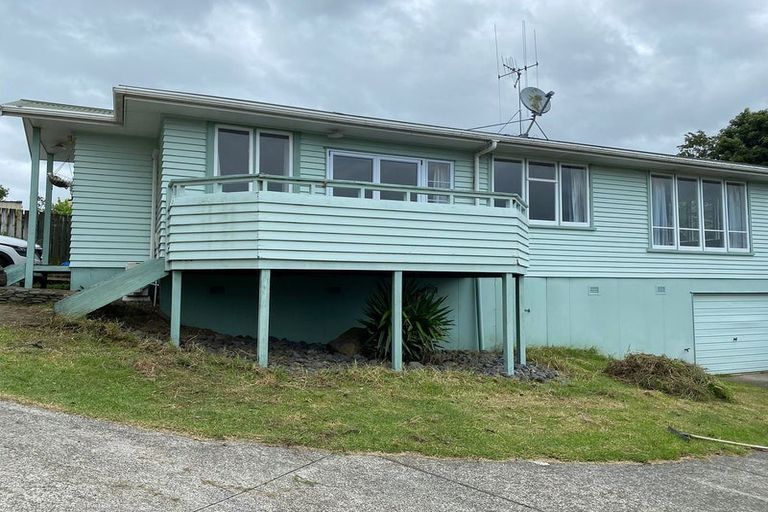Photo of property in 33 Henderson Crescent, Parkvale, Tauranga, 3112