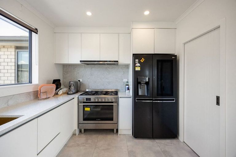 Photo of property in 30 Ruru Street, Cambridge, 3434