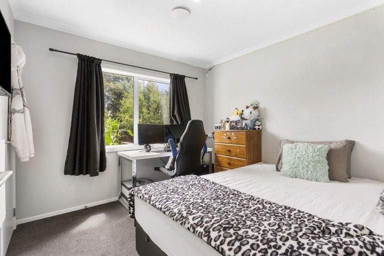 Photo of property in 209a Waddington Drive, Naenae, Lower Hutt, 5011