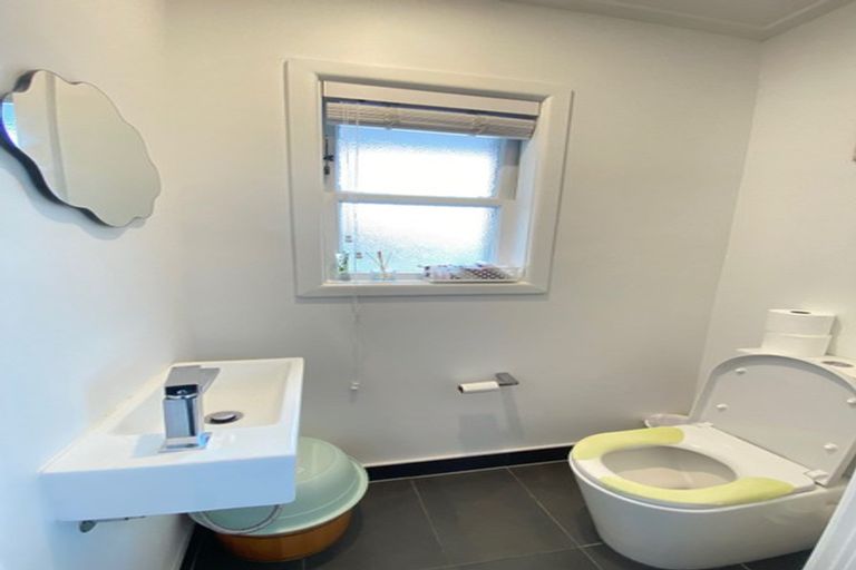 Photo of property in 2/22 Karaka Street, Takapuna, Auckland, 0622