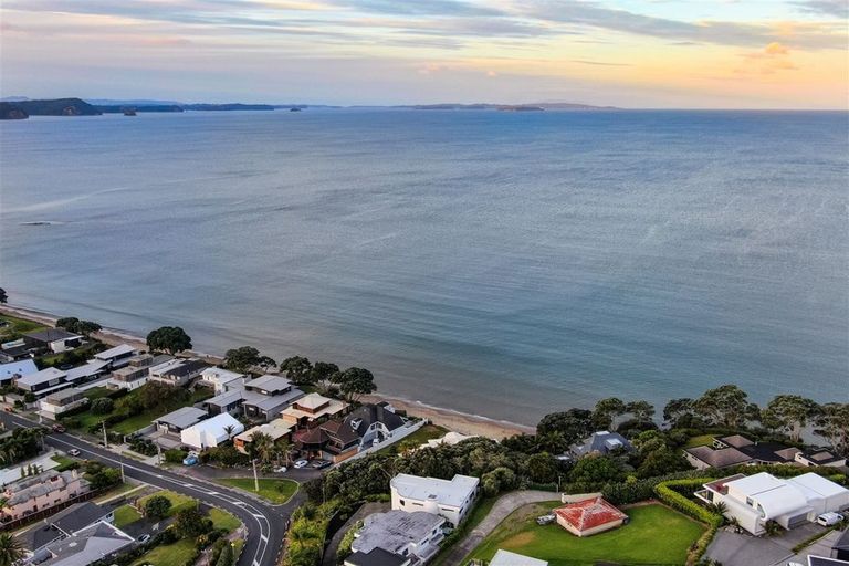 Photo of property in 26 Marellen Drive, Red Beach, 0932