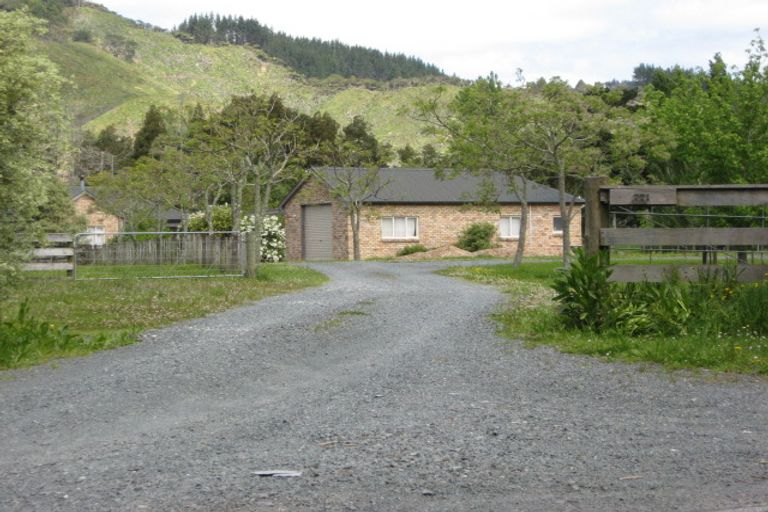 Photo of property in 771 Woodcocks Road, Kaipara Flats, Warkworth, 0981