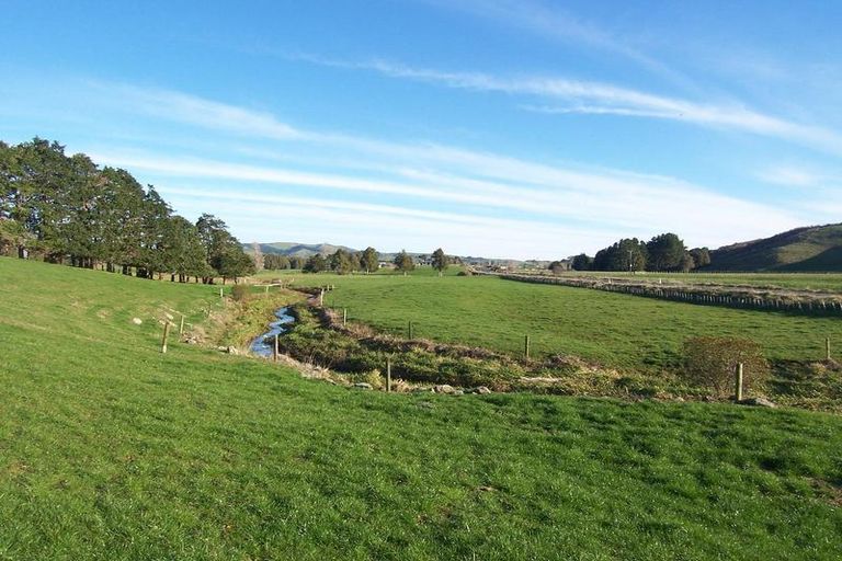 Photo of property in 73 Te Mata Road, Raglan, 3295