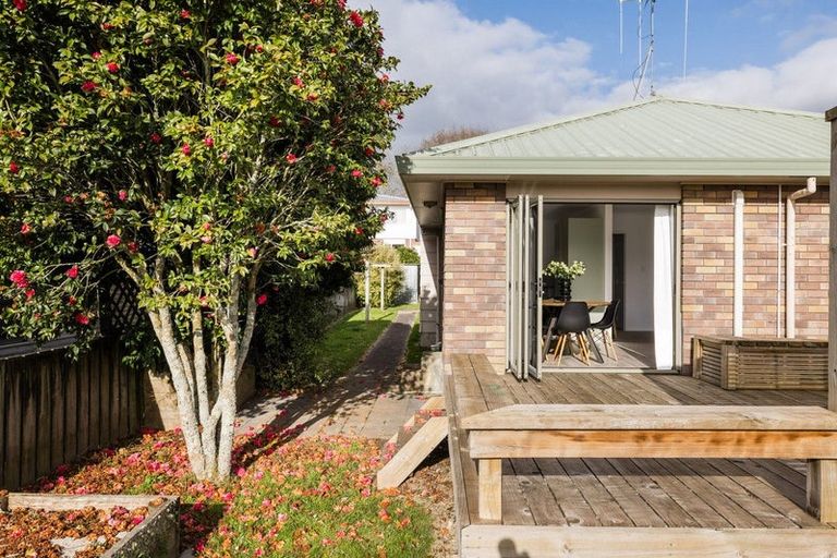 Photo of property in 63a Carlyle Street, Leamington, Cambridge, 3432