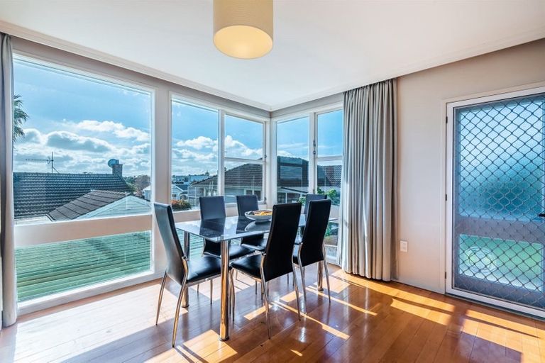 Photo of property in 1/9 Kawerau Avenue, Devonport, Auckland, 0624