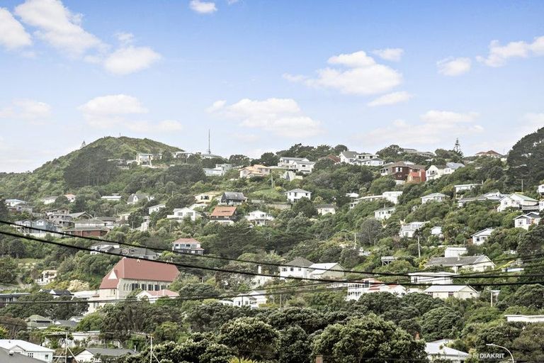 Photo of property in 3/74 Derwent Street, Island Bay, Wellington, 6023