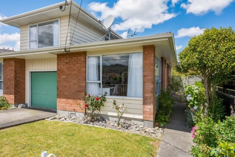 Photo of property in 962b High Street, Avalon, Lower Hutt, 5011