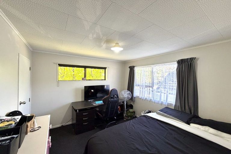 Photo of property in 34 Gemstone Drive, Birchville, Upper Hutt, 5018