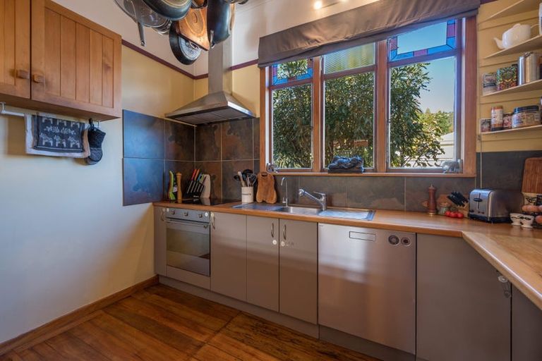 Photo of property in 4 Rentone Street, Stepneyville, Nelson, 7010