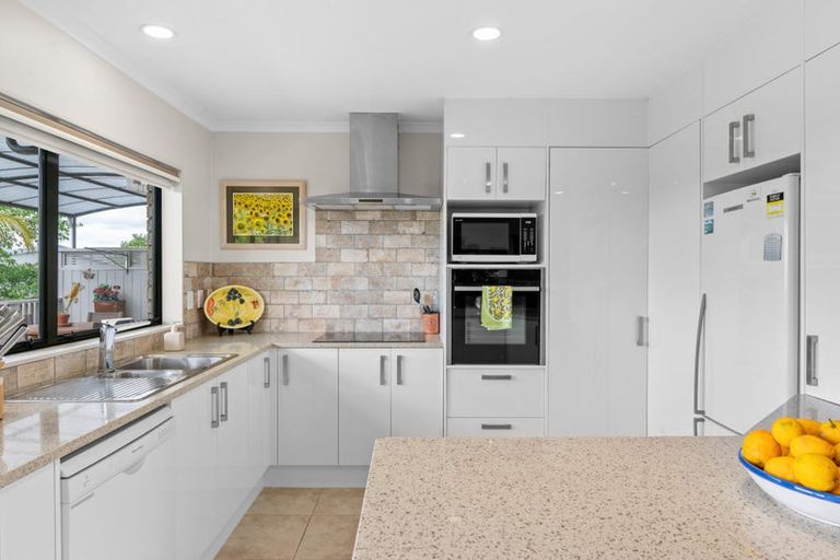 Photo of property in 65 Bartholomew Drive, Nawton, Hamilton, 3200