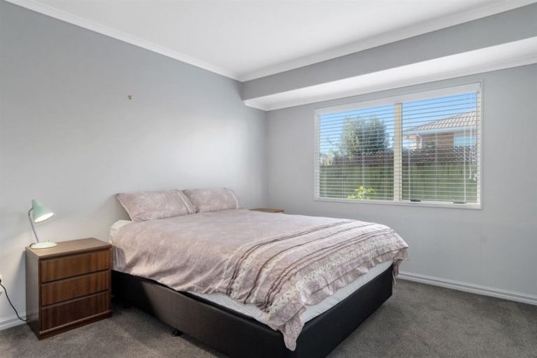 Photo of property in 118 Dalton Drive, Papamoa Beach, Papamoa, 3118