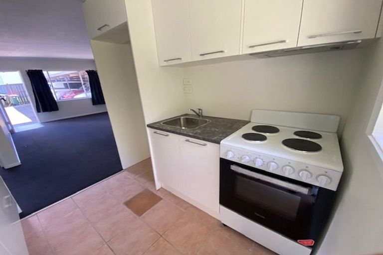 Photo of property in 6/10a Arabi Street, Sandringham, Auckland, 1041