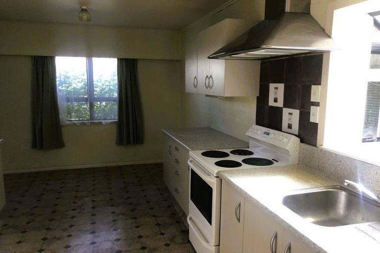 Photo of property in 5 Poaka Avenue, Dinsdale, Hamilton, 3204