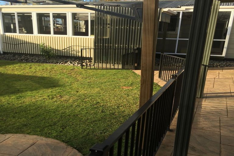 Photo of property in 27 Fuchsia Avenue, Pukete, Hamilton, 3200