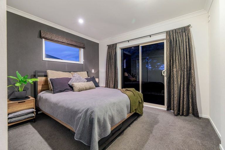 Photo of property in 19 Meridian Grove, Kelvin Grove, Palmerston North, 4414