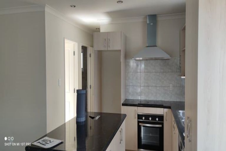 Photo of property in 12 Dolphin Street, Pakuranga, Auckland, 2010