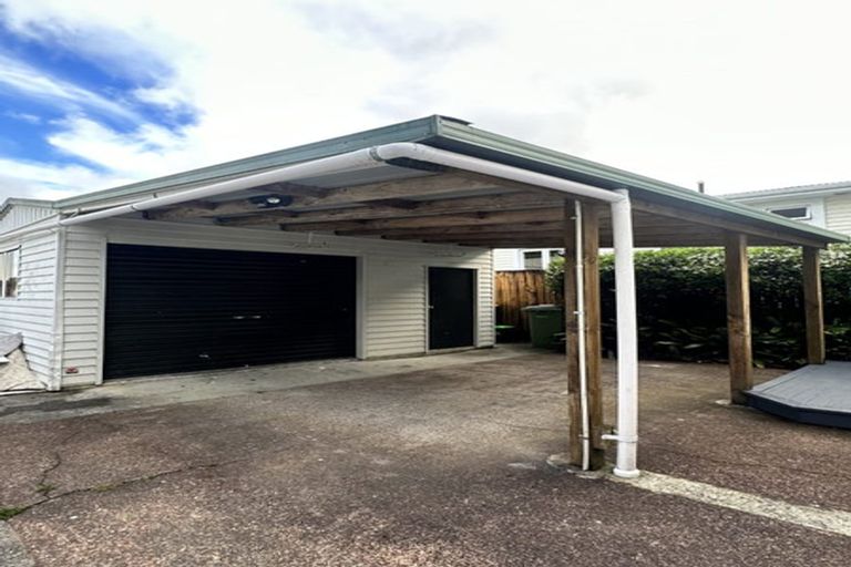Photo of property in 308 Royal Road, Massey, Auckland, 0614