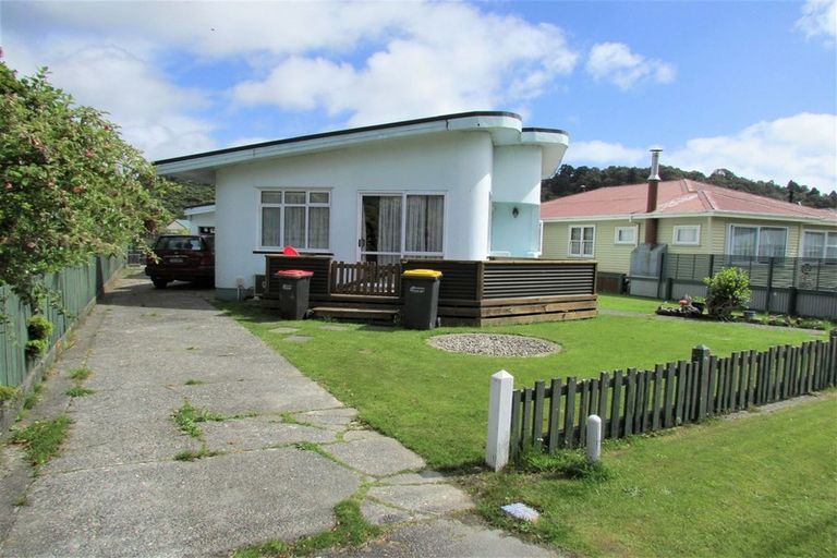 Photo of property in 102 Marsden Road, Greymouth, 7805