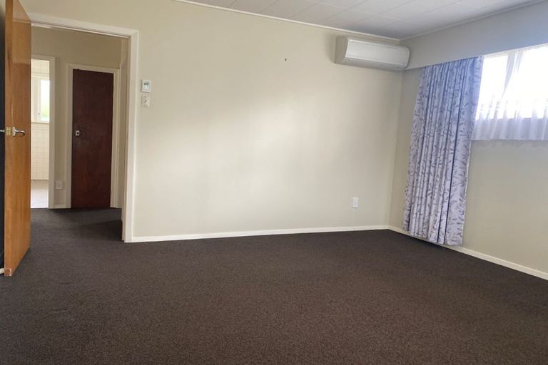 Photo of property in 26 Porutu Street, Fairfield, Lower Hutt, 5011