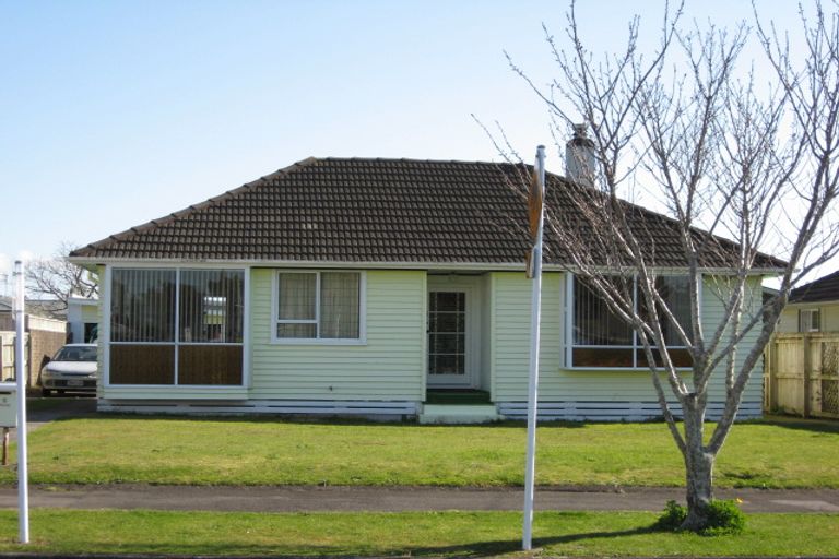 Photo of property in 58 Lismore Street, Merrilands, New Plymouth, 4312