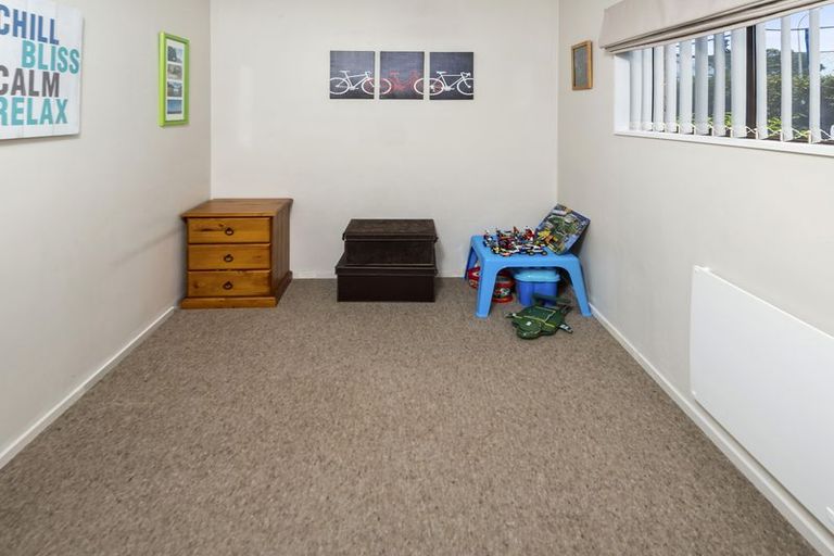 Photo of property in 2/30 Botany Road, Howick, Auckland, 2010