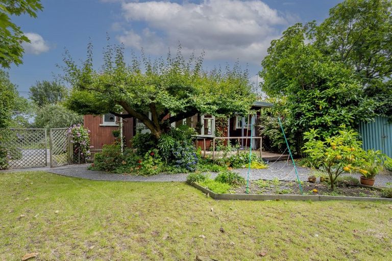 Photo of property in 6 Ngaio Street, Otaki Beach, Otaki, 5512