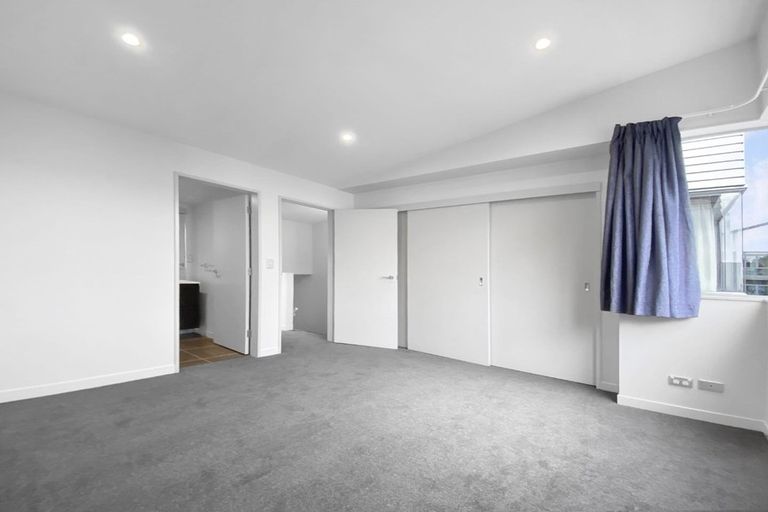 Photo of property in The Altair, 49/120 Rintoul Street, Newtown, Wellington, 6021