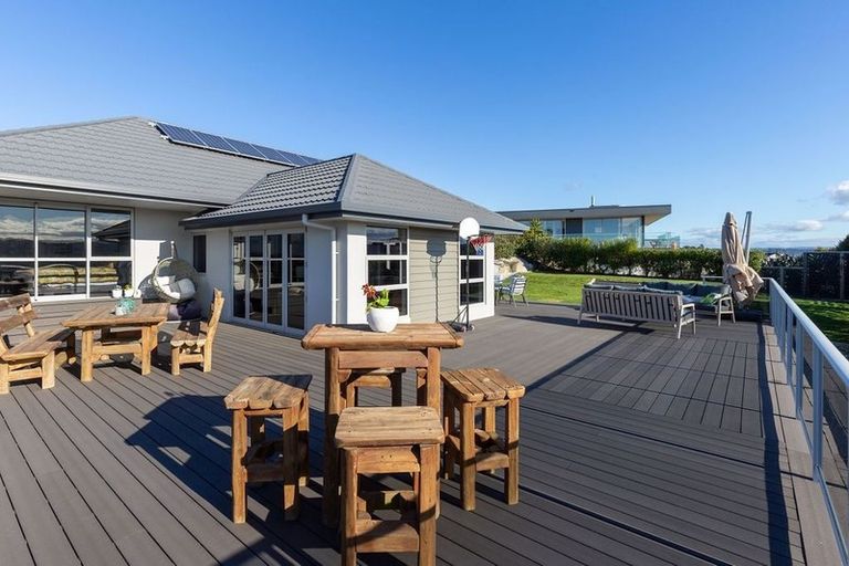 Photo of property in 26 Katania Heights, Brightwater, 7022