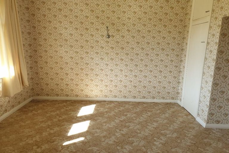 Photo of property in 27 Smith Street, Waverley, 4510