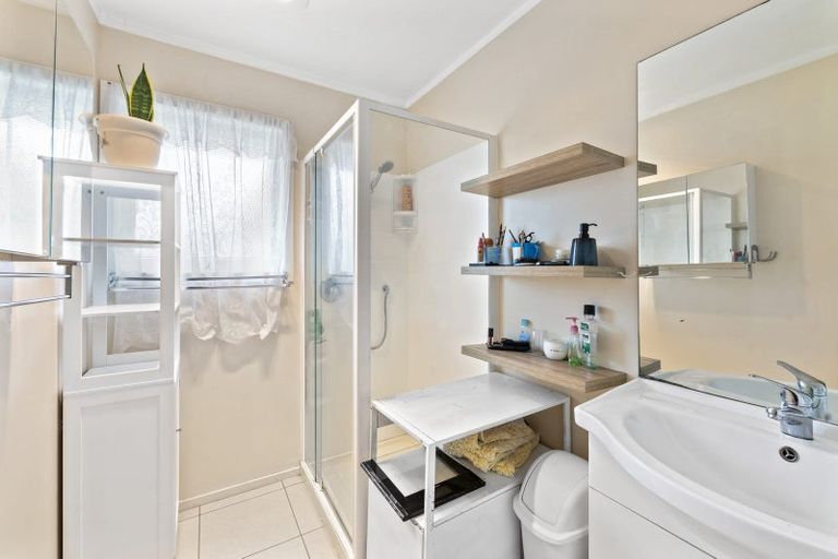 Photo of property in 11 Steven Street, Mangere East, Auckland, 2024