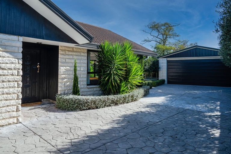 Photo of property in 10 Ludlow Place, Parklands, Christchurch, 8083