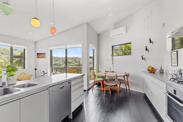 Photo of property in 112 Sefton Street, Wadestown, Wellington, 6012