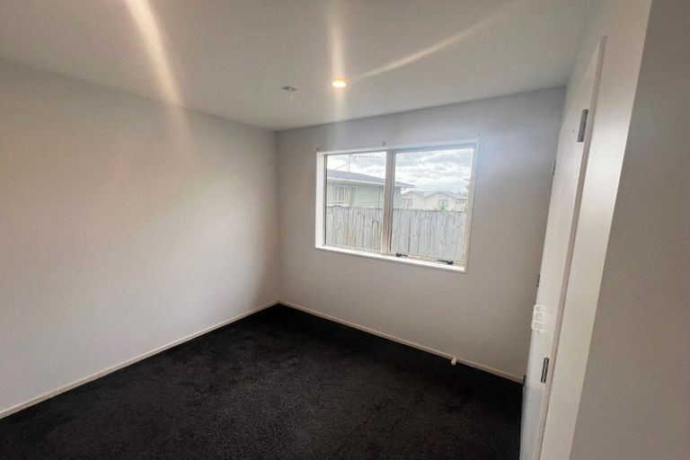Photo of property in 1 Gambare Place, Wattle Downs, Auckland, 2103