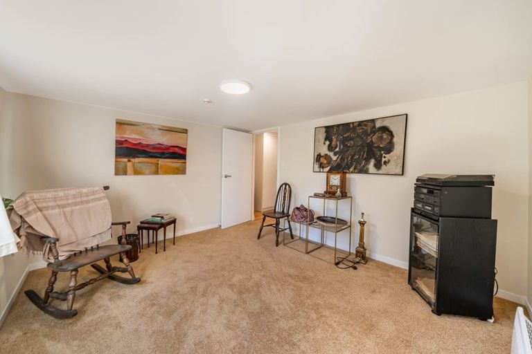 Photo of property in 185 Glenmore Street, Kelburn, Wellington, 6012