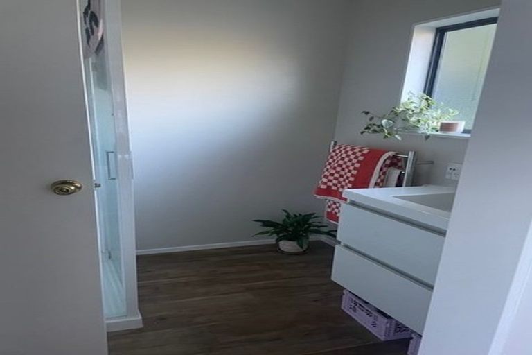 Photo of property in 22a-b Milton Road, Bluff Hill, Napier, 4110