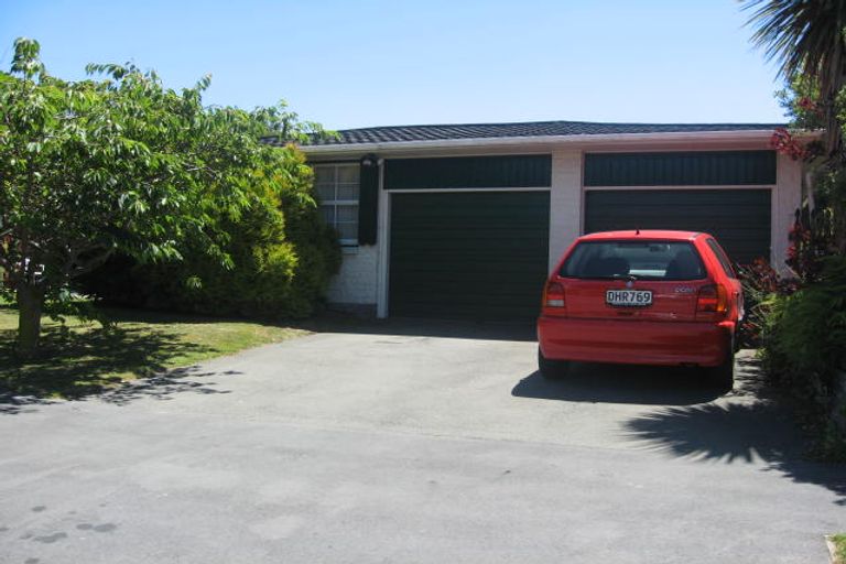 Photo of property in 6 Colligan Street, Upper Riccarton, Christchurch, 8041