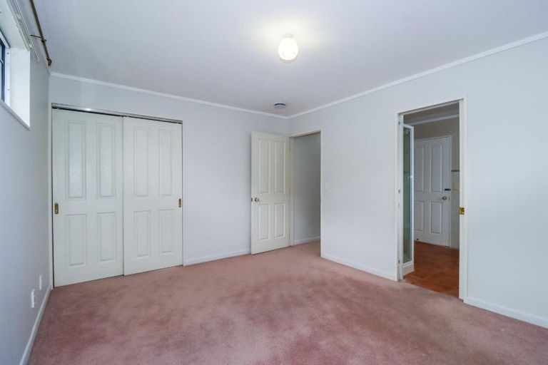 Photo of property in 23 Cuba Street, Takaro, Palmerston North, 4412