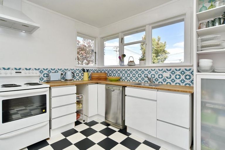 Photo of property in 41 Primrose Street, Northcote, Christchurch, 8052
