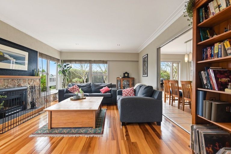 Photo of property in 8 Braid Road, St Andrews, Hamilton, 3200