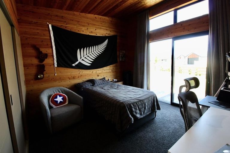 Photo of property in 18 Helicon Street, Pegasus, 7612