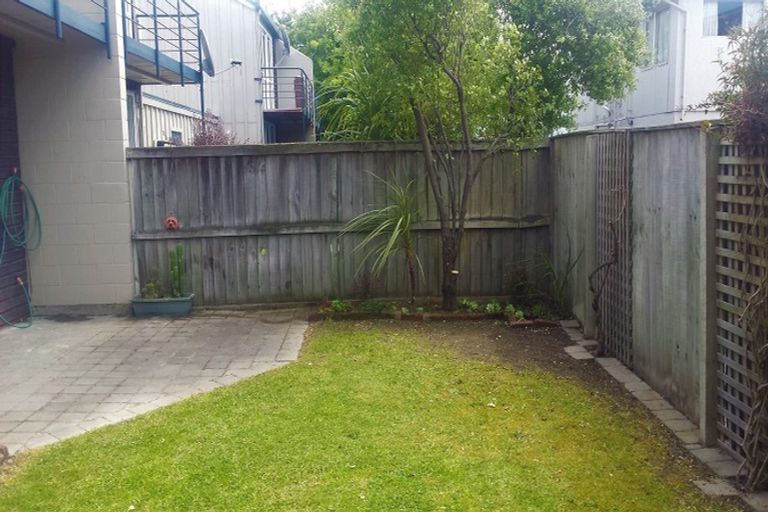 Photo of property in 1/27 Packe Street, Edgeware, Christchurch, 8013