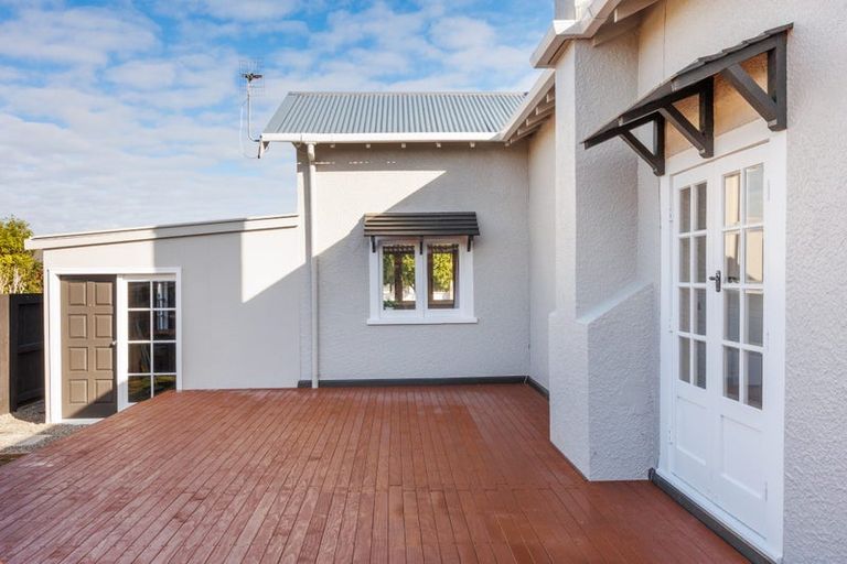 Photo of property in 47 Fitzroy Street, Terrace End, Palmerston North, 4410